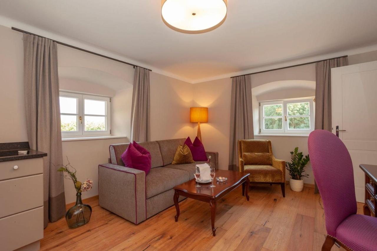 Landhotel Wachau เอมแมร์สดอร์ฟ อัน แดร โดเนา ภายนอก รูปภาพ
