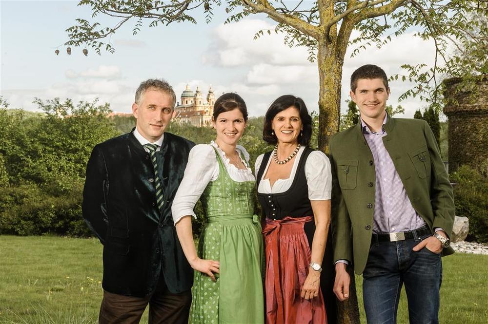 Landhotel Wachau เอมแมร์สดอร์ฟ อัน แดร โดเนา ภายนอก รูปภาพ