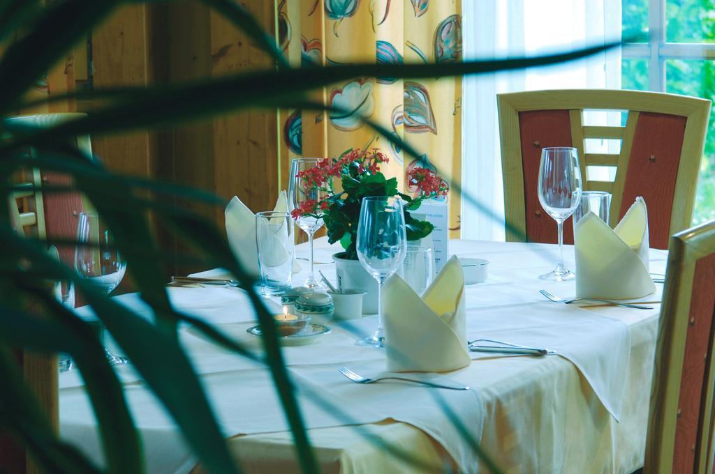 Landhotel Wachau เอมแมร์สดอร์ฟ อัน แดร โดเนา ภายนอก รูปภาพ