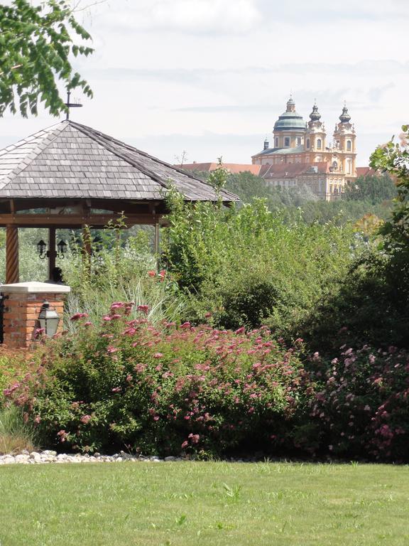 Landhotel Wachau เอมแมร์สดอร์ฟ อัน แดร โดเนา ภายนอก รูปภาพ