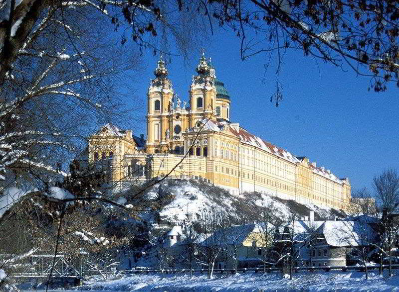 Landhotel Wachau เอมแมร์สดอร์ฟ อัน แดร โดเนา ภายนอก รูปภาพ