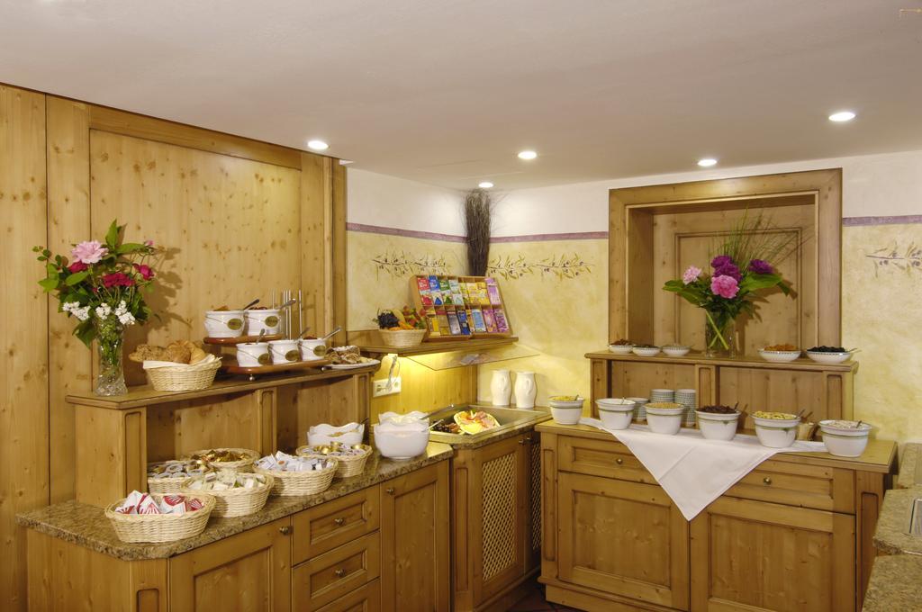 Landhotel Wachau เอมแมร์สดอร์ฟ อัน แดร โดเนา ภายนอก รูปภาพ
